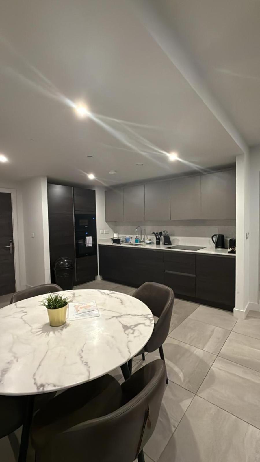 Mercian Luxury Serviced Apartments- Birmingham City Centre - Your Perfect Stay - Gym Rooftop Terrace Cinema Room Exteriör bild